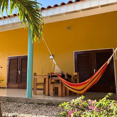 Centrally Located Spacious Apartment Willemstad Luaran gambar